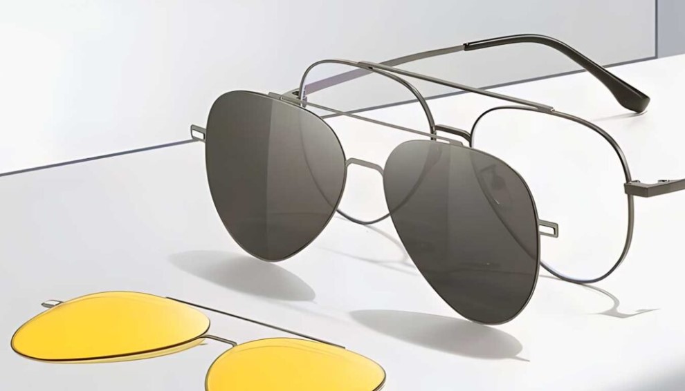 Seamless Style and Function: Exploring ELKLOOK Magnetic Glasses and Clip On Sunglasses